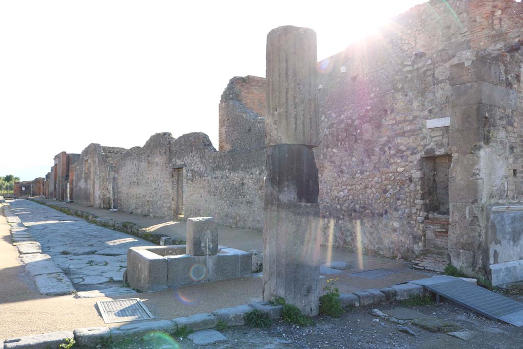 Outside VIII.2.11, Pompeii. December 2005. Fountain pilaster with relief of head of gorgon.