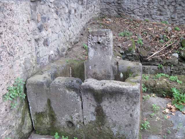 Fountain near Stabian Gate. May 2006. East side.