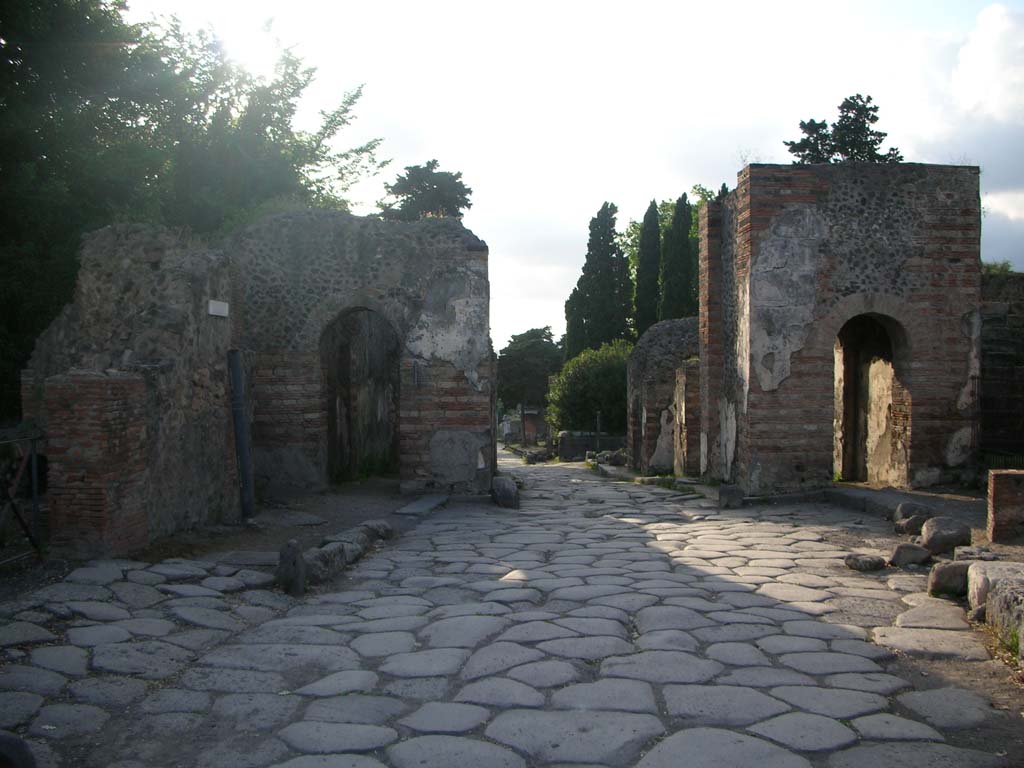 Pompeii Porta Ercolano or Herculaneum Gate. Between 1867 and 1874. Looking north from inside the city. Photo by Sommer and Behles. Photo courtesy of Charles Marty.