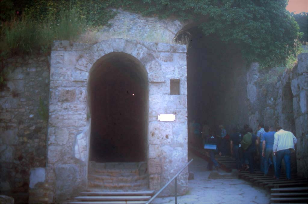 Pompeii Porta Marina. 1910 photo of a tourist in a sedan chair. Photo courtesy of Drew Baker.