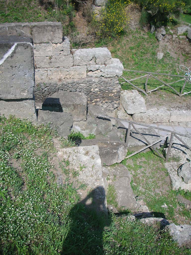 Porta di Nocera or Nuceria Gate, Pompeii. May 2010.
East side of gate, from west side. Photo courtesy of Ivo van der Graaff.
