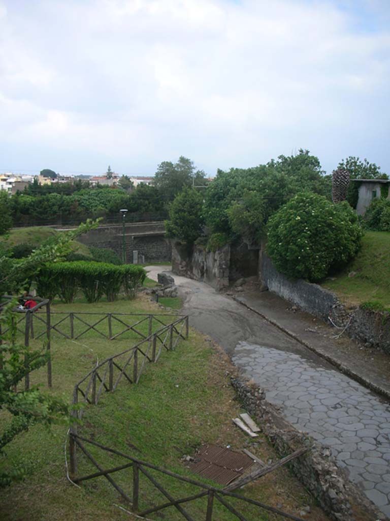 Porta Sarno. September 2005. East outside end of south wall.