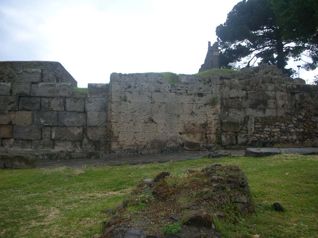 Vesuvian Gate Pompeii. May 2010. Looking towards centre of west side of gate. Photo courtesy of Ivo van der Graaff.