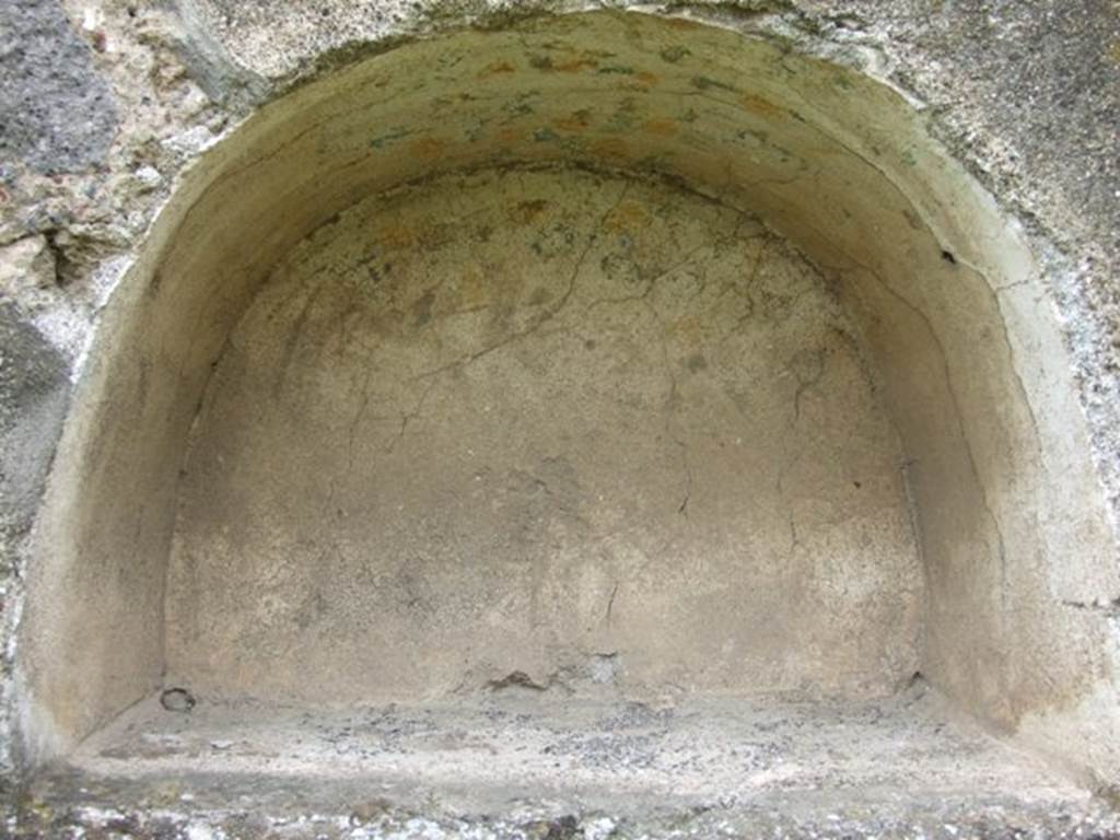 I.9.3 Pompeii. March 2009. Room 6. Garden area. Niche in west wall.