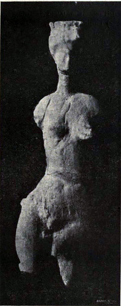 II.1.1 Pompeii. 1917.
Pseudo-alabaster statuette of Venus found in fragments below the lararium niche.
It was of very rough workmanship but had been gilded originally.
See Notizie degli Scavi di Antichità, 1917, p. 251-3, fig. 6.