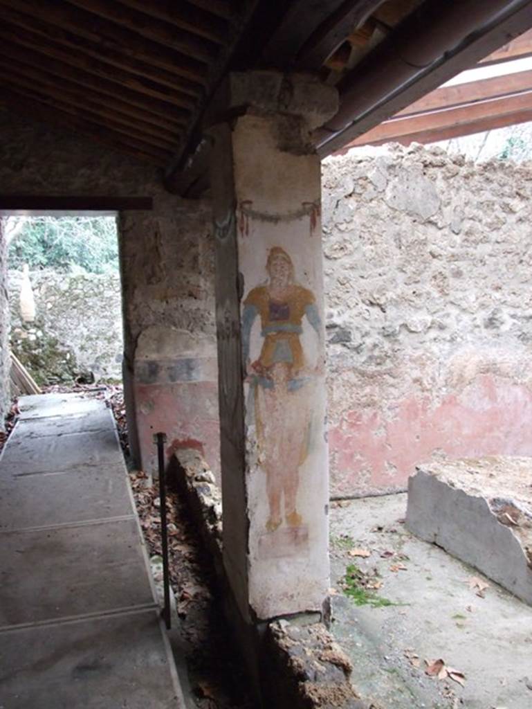 II.9.1. December 2007. Painting of Priapus on the west face of column on the north side of the triclinium.