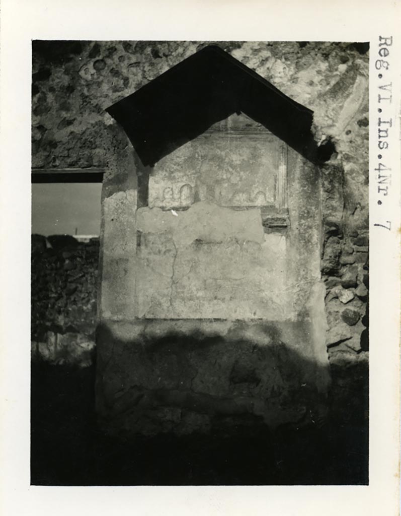 VI.4.4 Pompeii but shown as VI.4.7 on photo. Pre-1937-39. Lararium shrine on north wall.
Photo courtesy of American Academy in Rome, Photographic Archive. Warsher collection no. 018.
See Boyce G. K., 1937. Corpus of the Lararia of Pompeii. Rome: MAAR 14. (p. 46, no. 151).