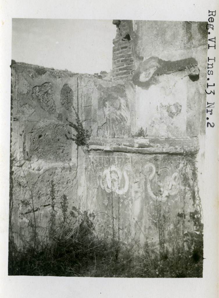 VI.13.2 Pompeii. Pre-1937-39. Looking towards the altar in north-east corner of peristyle.
Photo courtesy of American Academy in Rome, Photographic Archive. Warsher collection no. 584.