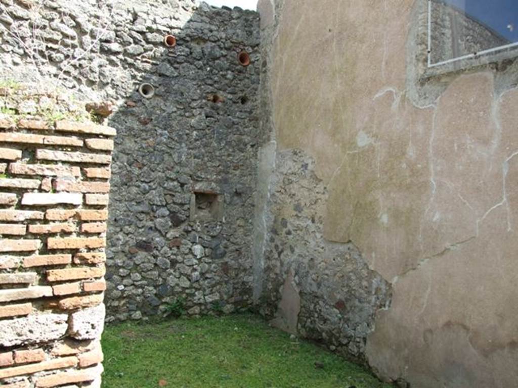 VI.15.6 Pompeii. March 2009. Room 13. Kitchen or small courtyard. Looking south east