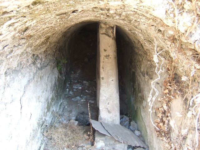 I.2.15 Pompeii.  March 2009.  Two rooms on west side of Atrium.