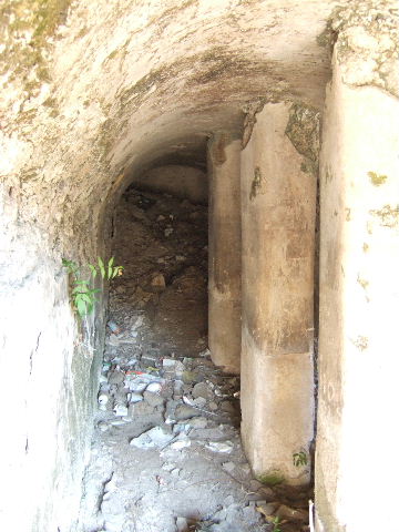 I.2.15 Pompeii.  March 2009.  Room on west side of Atrium.