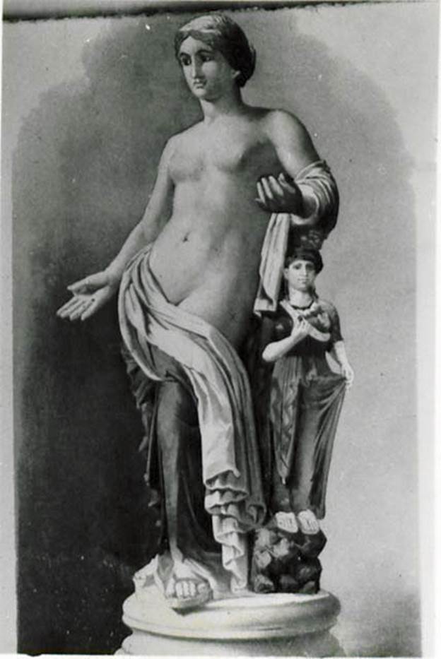 1.2.17 Pompeii. Statue of Venus from niche in east wall of peristyle. Warscher in her Codex described this as a “Riprod.dall’Arch.Zeitung 1881, t.7, (artcile by Dilthey). Now in Naples Archaeological Museum. Inventory number 109608.
See Warscher T., 1935. Codex Topographicus Pompeianus: Regio I.2. (no.32), Rome: DAIR, whose copyright it remains.