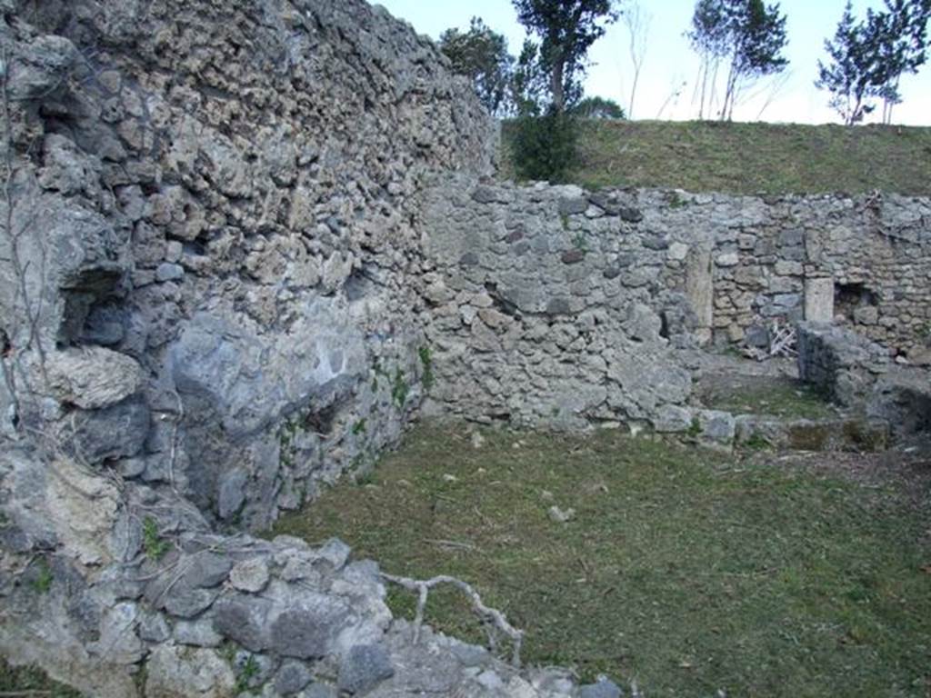 I.2.20 Pompeii. March 2009. Looking east across small atrium area to entrance corridor.