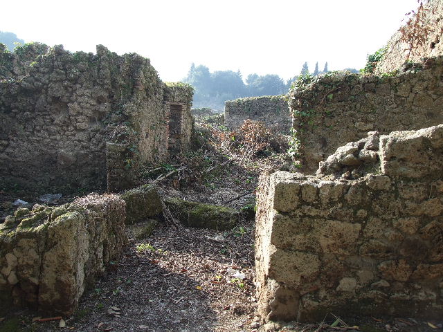 I.2.20 Pompeii.  March 2009.  Doorway to kitchen area. Looking south.