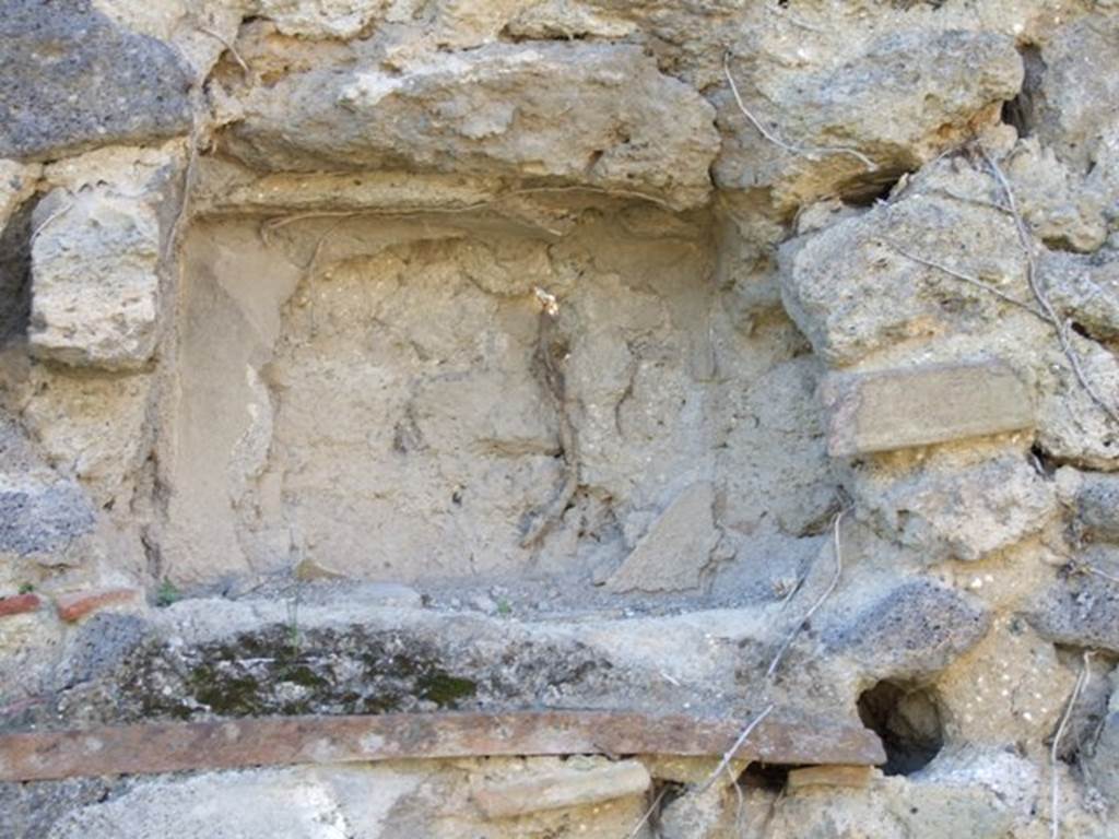 I.2.22 Pompeii. March 2009. Niche.