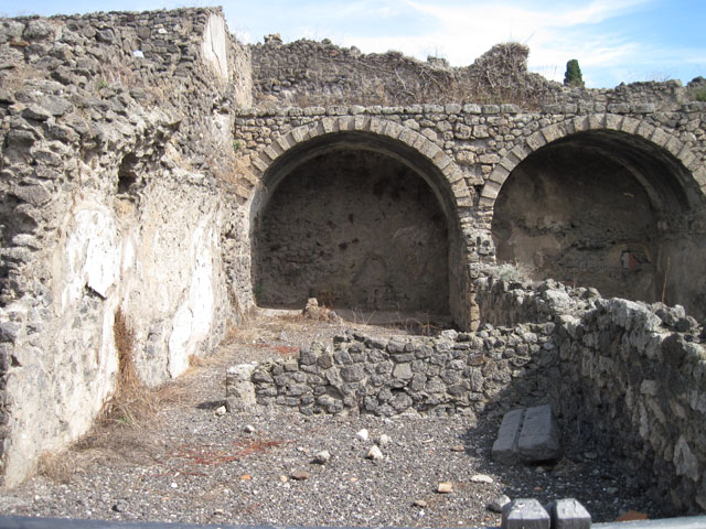 I.3.6 Pompeii. September 2010. Looking north from entrance room towards north wall and doorway into room on north side. This vaulted room had no other visible entrance. Photo courtesy of Drew Baker.