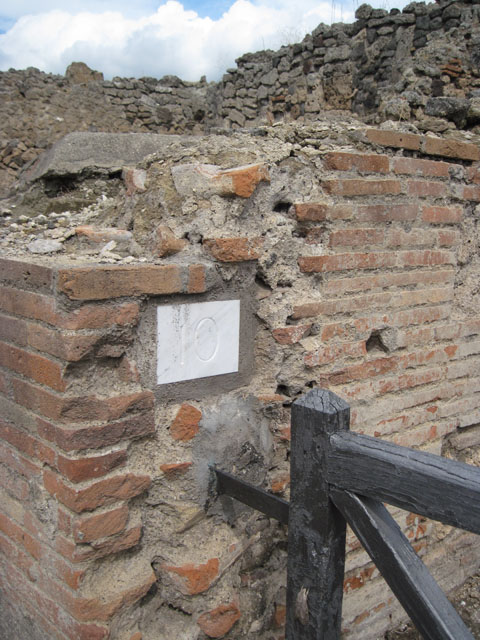 I.3.10 Pompeii. September 2010. North wall of entrance room, looking towards the north-west corner. Photo courtesy of Drew Baker.