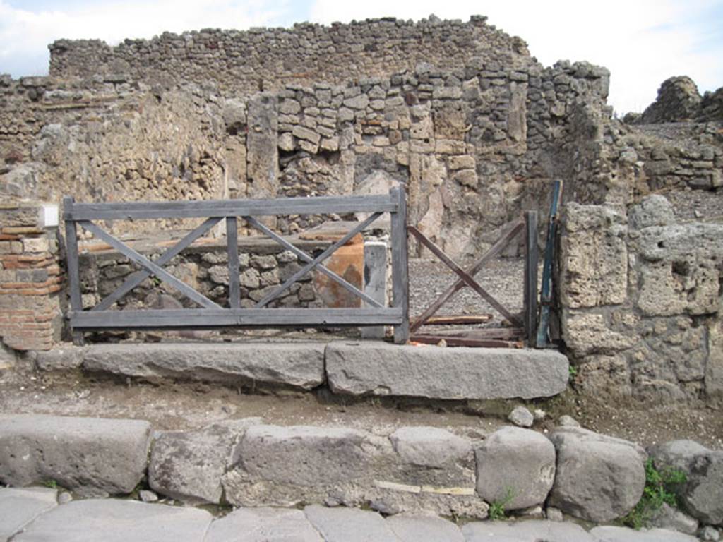 I.3.11 Pompeii. December 2007.  Entrance threshold or sill for sliding shutters.