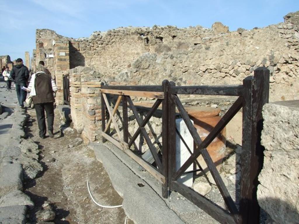I.3.11 Pompeii.  December 2007.  East wall.