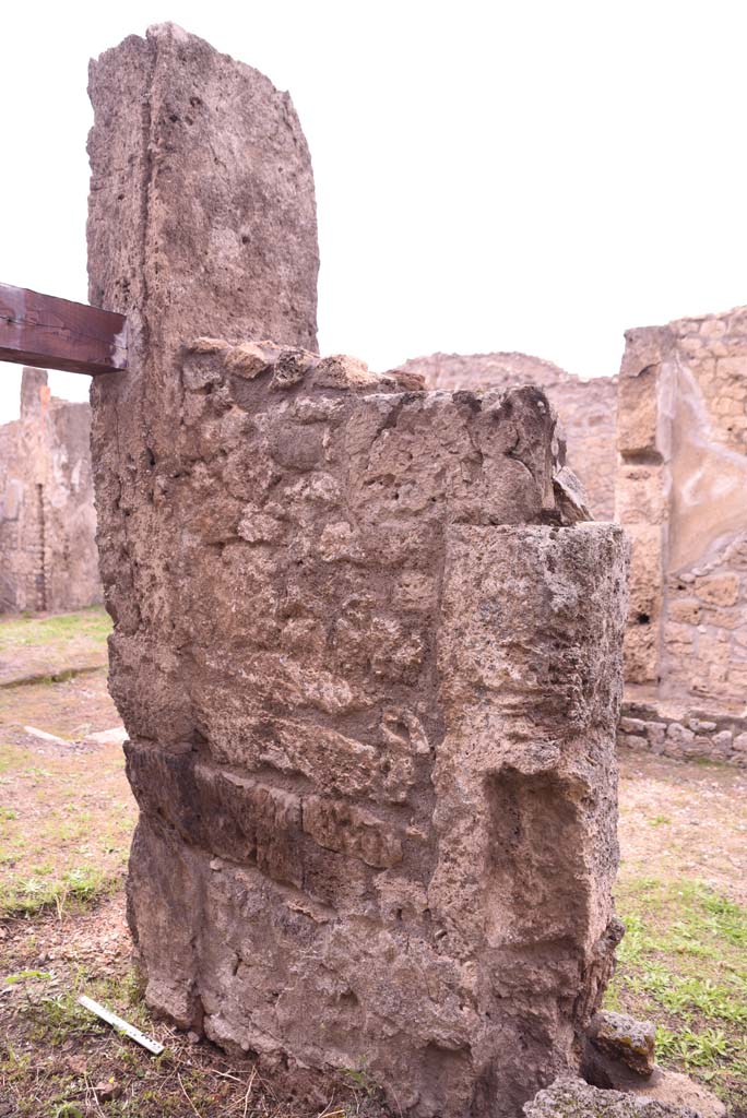 I.4.9 Pompeii. October 2019. Room g, looking north-west towards remains of north wall.
Foto Tobias Busen, ERC Grant 681269 D�COR.
