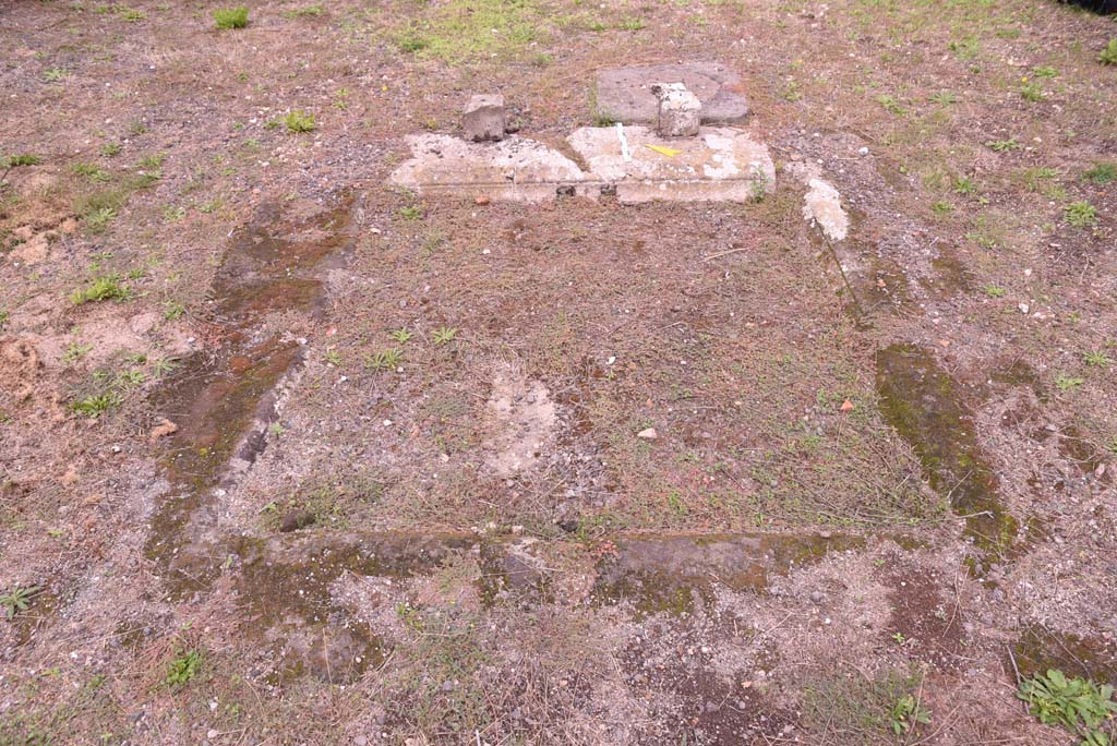 I.4.9 Pompeii. October 2019. Atrium b, looking east across impluvium.
Foto Tobias Busen, ERC Grant 681269 D�COR.
