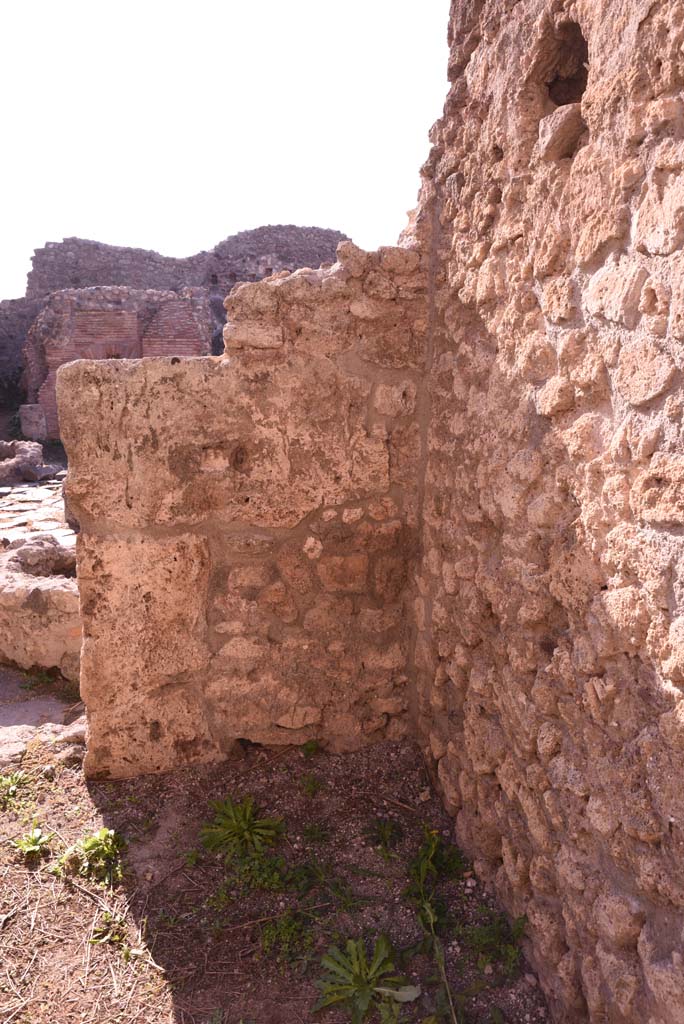I.4.12 Pompeii. October 2019. Room h, south wall in south-west corner.
Foto Tobias Busen, ERC Grant 681269 D�COR.
