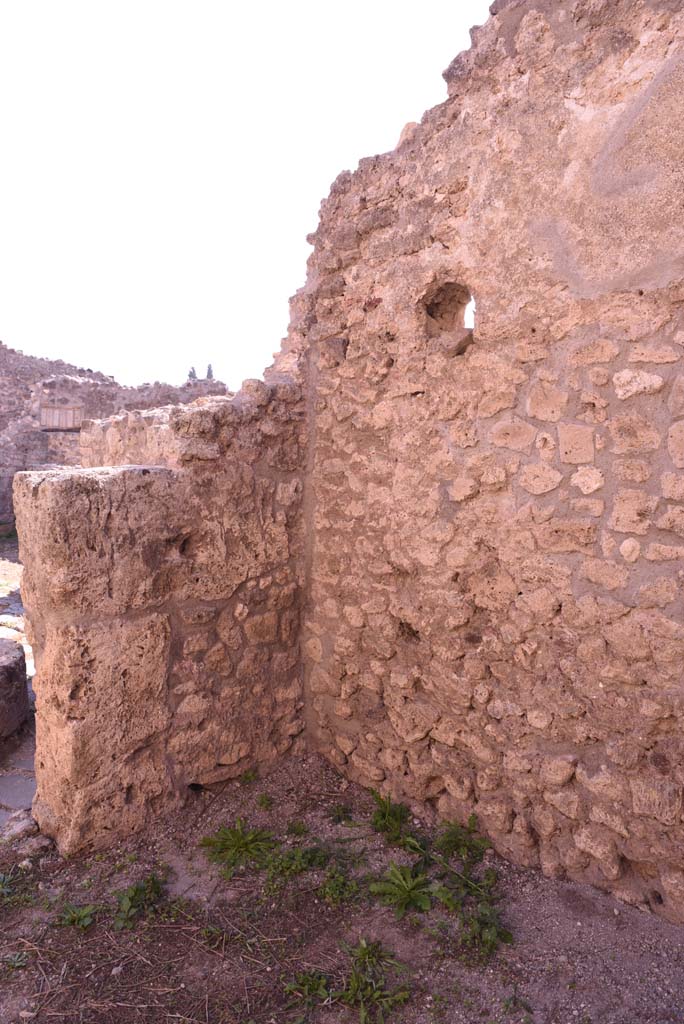 I.4.12 Pompeii. October 2019. Room h, south-west corner.
Foto Tobias Busen, ERC Grant 681269 D�COR.
