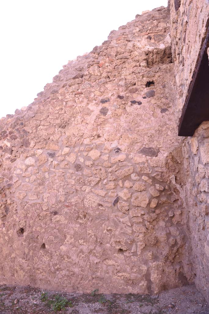 I.4.13 Pompeii. October 2019. Room b, west wall in north-west corner.
Foto Tobias Busen, ERC Grant 681269 D�COR.

