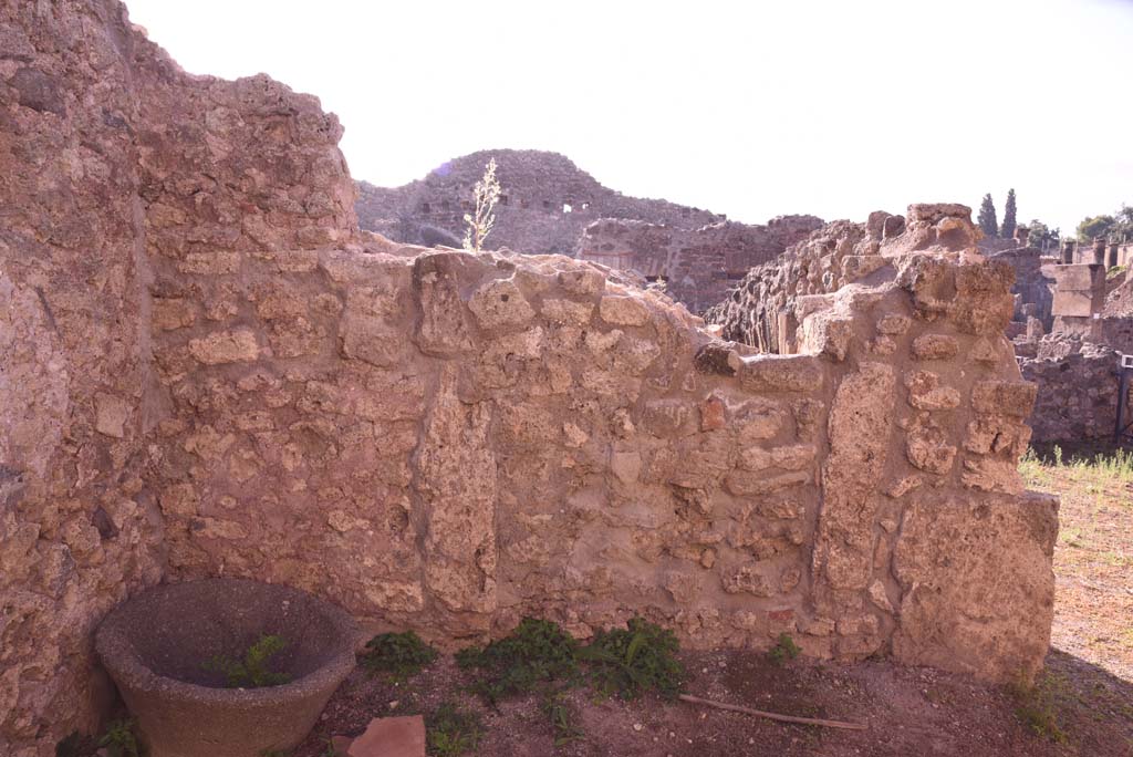 I.4.13 Pompeii. October 2019. Room b, south wall in south-east corner.
Foto Tobias Busen, ERC Grant 681269 D�COR.

