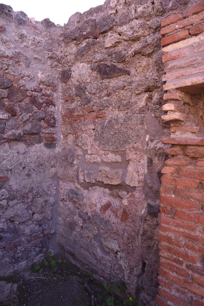 I.4.14 Pompeii. October 2019. Looking towards south wall in south-east corner.
Foto Tobias Busen, ERC Grant 681269 D�COR.
