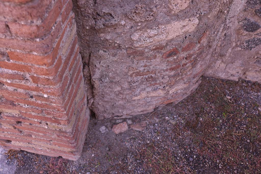 I.4.19 Pompeii. October 2019. Detail of feature in north-east corner.
Foto Tobias Busen, ERC Grant 681269 D�COR.
