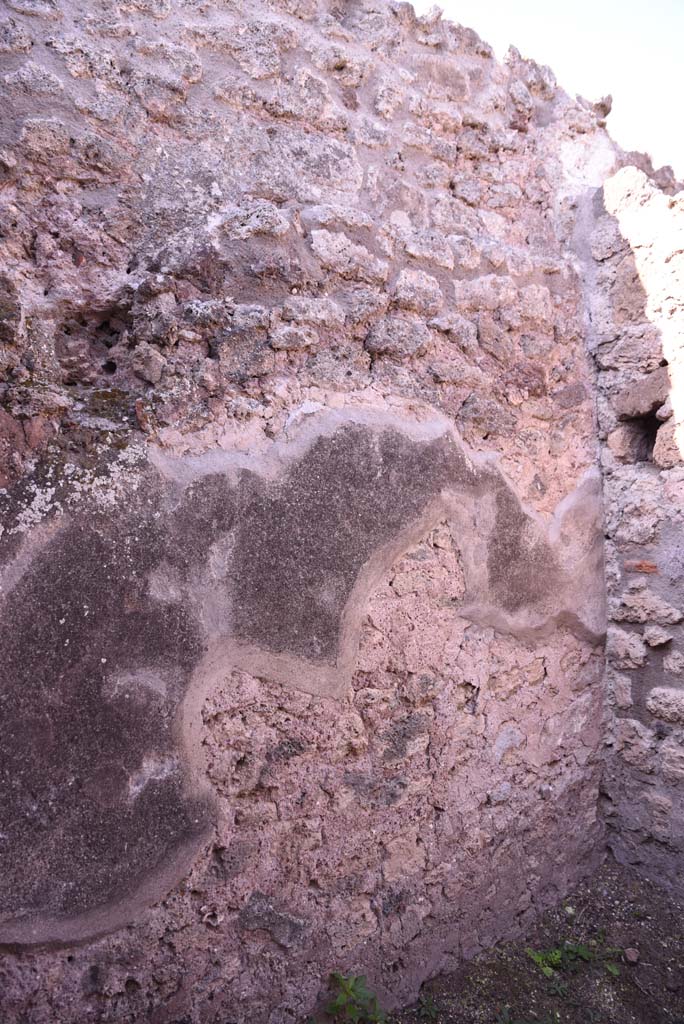 I.4.22 Pompeii. October 2019. Room “n”, looking north along west wall.
Foto Tobias Busen, ERC Grant 681269 DÉCOR.