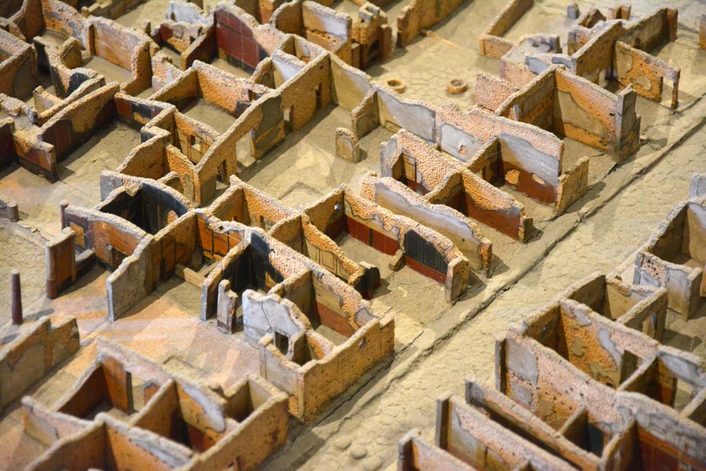 I.4.22 Pompeii. May 2019.
Looking south-west towards long entrance corridor, in centre, from above Via dell’Abbondanza,
Foto Tobias Busen, ERC Grant 681269 DÉCOR.