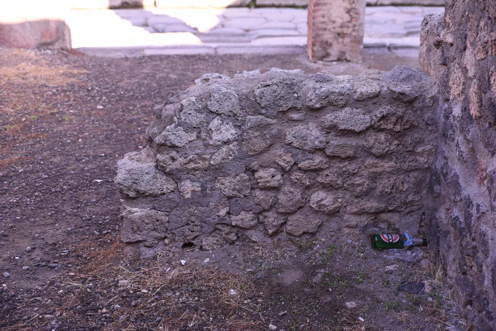 I.4.23 Pompeii. October 2019. North-east corner of rear room.
Foto Tobias Busen, ERC Grant 681269 D�COR.
