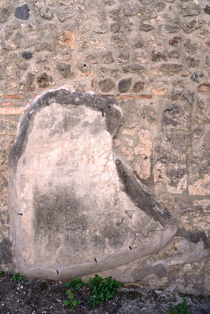 I.4.25/I.4.5 Pompeii. October 2019. Entrance corridor/fauces 3, detail from south wall.
Foto Tobias Busen, ERC Grant 681269 D�COR.

