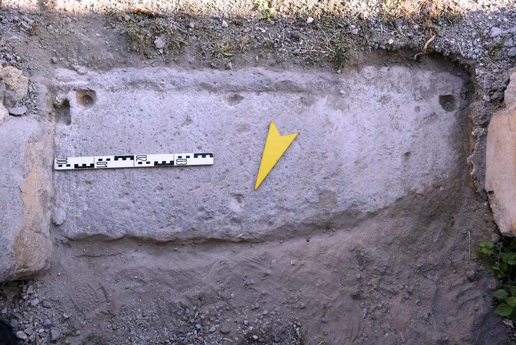 I.4.25/1.4.5 Pompeii. October 2019. Cubiculum 11, doorway threshold.
Foto Tobias Busen, ERC Grant 681269 D�COR.
