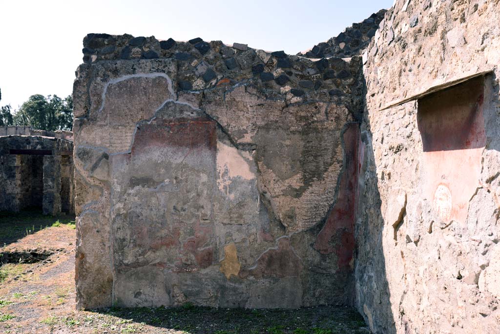 I.4.25/1.4.5 Pompeii. October 2019. North ala 13, looking towards west wall.
Foto Tobias Busen, ERC Grant 681269 D�COR.
