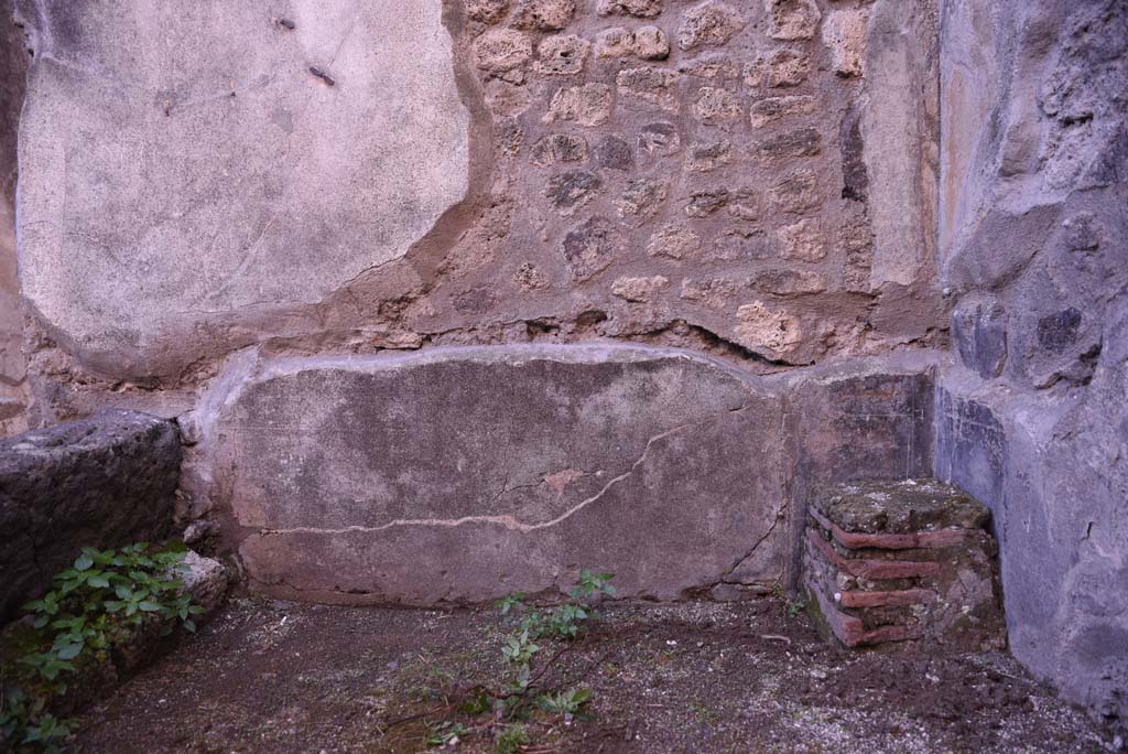 I.4.25 Pompeii. October 2019. Room 51, south wall, lower interior of area �for strongboxes�.
Foto Tobias Busen, ERC Grant 681269 D�COR
