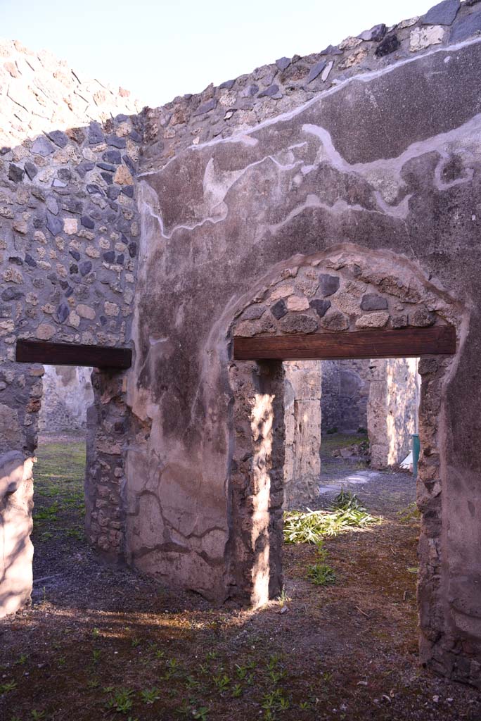 I.4.25 Pompeii. October 2019. Room 52, north-east corner.
Foto Tobias Busen, ERC Grant 681269 D�COR.
