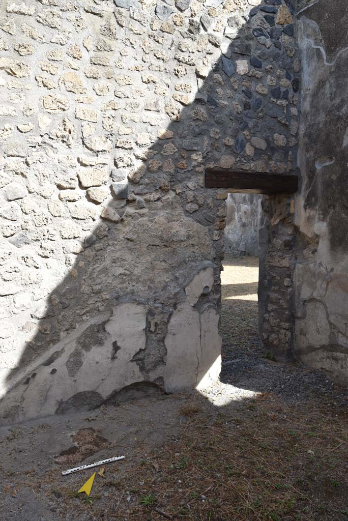 I.4.25 Pompeii. September 2020.   
Room 52, looking north across flooring towards doorway into room 51.
Foto Tobias Busen, ERC Grant 681269 D�COR

