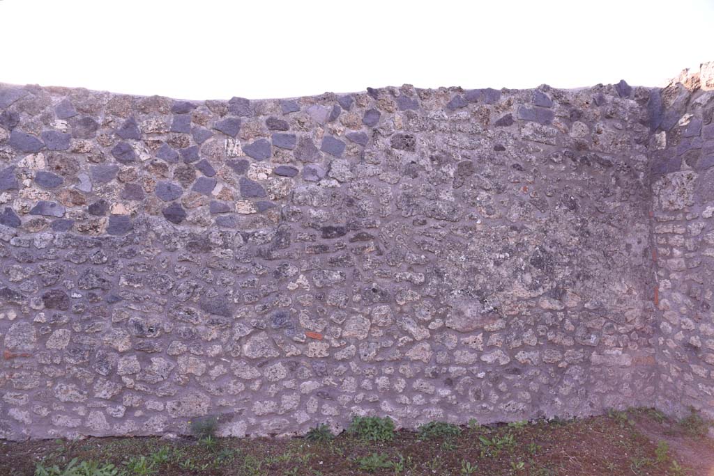 I.4.25 Pompeii. October 2019. Lower Peristyle 32, south wall in south-west corner.
Foto Tobias Busen, ERC Grant 681269 D�COR.
