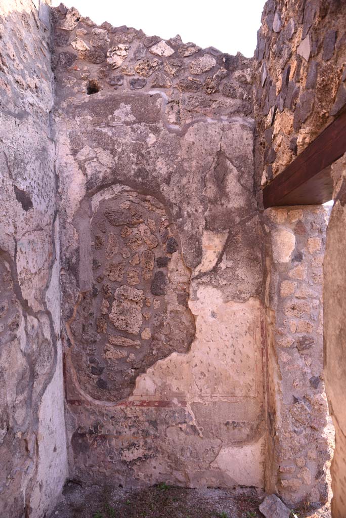 I.4.25 Pompeii. October 2019. Room 44, looking east in cubiculum,
Foto Tobias Busen, ERC Grant 681269 D�COR.
