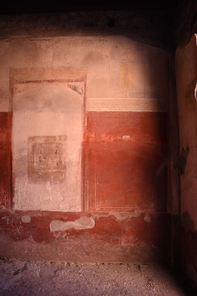 I.4.25 Pompeii. October 2019. Room 23, south wall at east end. 
Foto Tobias Busen, ERC Grant 681269 D�COR.

