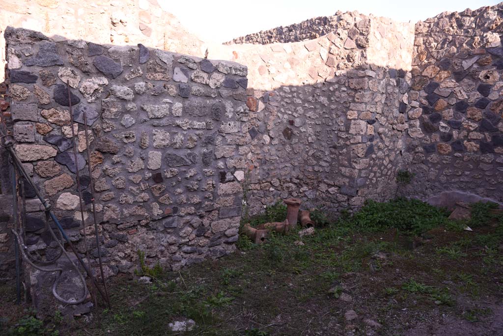I.4.25/I.4.5 Pompeii. October 2019. Calidarium 41, looking east towards apse/alcove in Baths area.
Foto Tobias Busen, ERC Grant 681269 D�COR.
