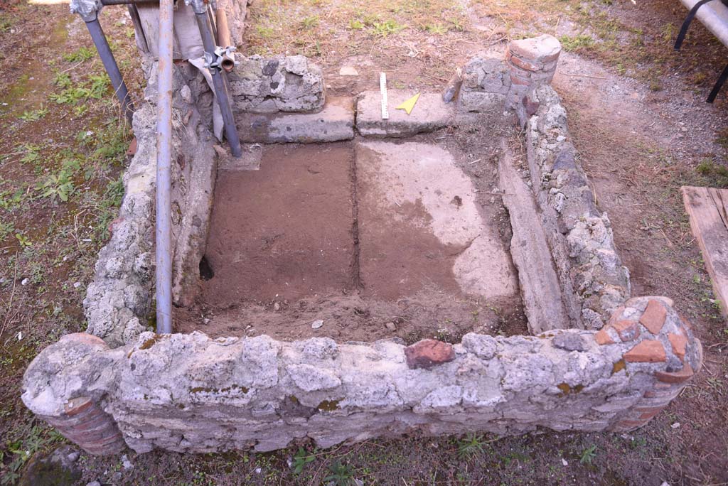 I.4.25/I.4.5 Pompeii. October 2019. Atriolo 43, looking north across impluvium.
Foto Tobias Busen, ERC Grant 681269 D�COR.
