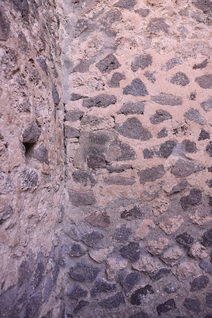 I.4.25 Pompeii. October 2019. Room 62, detail from north-west corner.
Foto Tobias Busen, ERC Grant 681269 D�COR.
