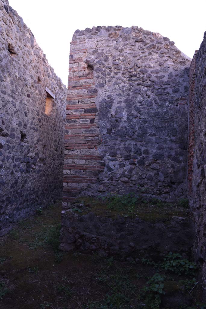 I.4.25 Pompeii. October 2019. 
Room 64, looking south into part of room, with corridor linking to other part of room, on left.
Foto Tobias Busen, ERC Grant 681269 D�COR.
