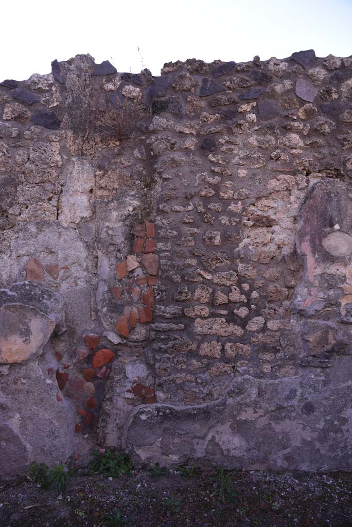 I.4.25 Pompeii. October 2019. Upper peristyle 56, continuation from south wall in south-east corner.
Foto Tobias Busen, ERC Grant 681269 D�COR
