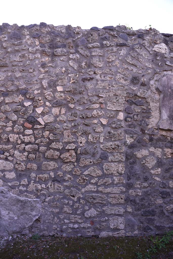 I.4.25 Pompeii. October 2019. Upper peristyle 56, continuation from south wall in south-east corner.
Foto Tobias Busen, ERC Grant 681269 D�COR
