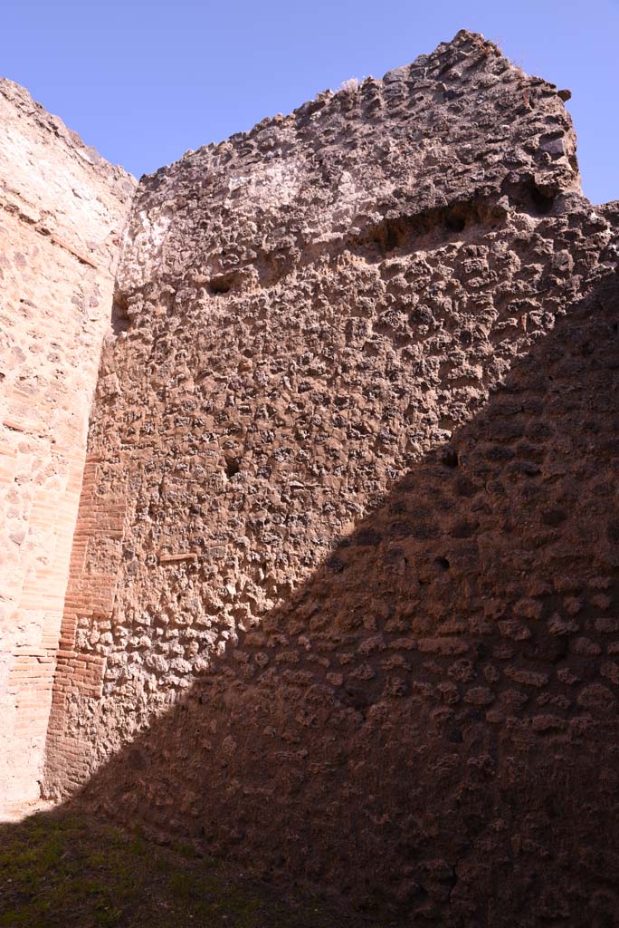 I.4.26 Pompeii. October 2019. East wall, looking north.
Foto Tobias Busen, ERC Grant 681269 D�COR.
